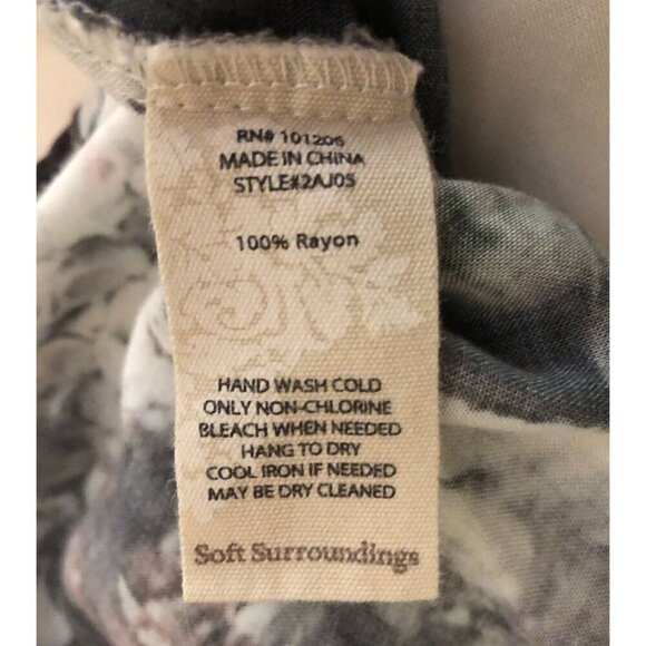 Soft Surroundings Button-Up Shirt Womens L Floral Rayon Career Office Church - Picture 5 of 7